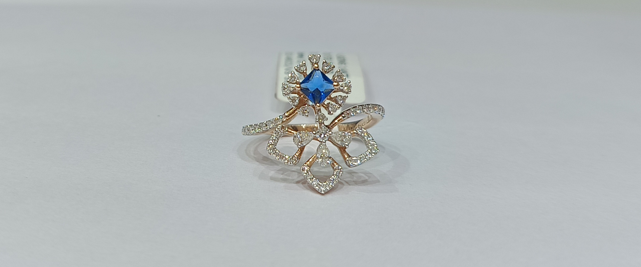 Ladies Ring